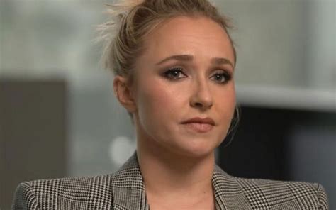 hayden panettiere boobs|Hayden Panettiere Reveals She Got A Breast Reduction